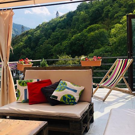 Borjomi Inn エクステリア 写真