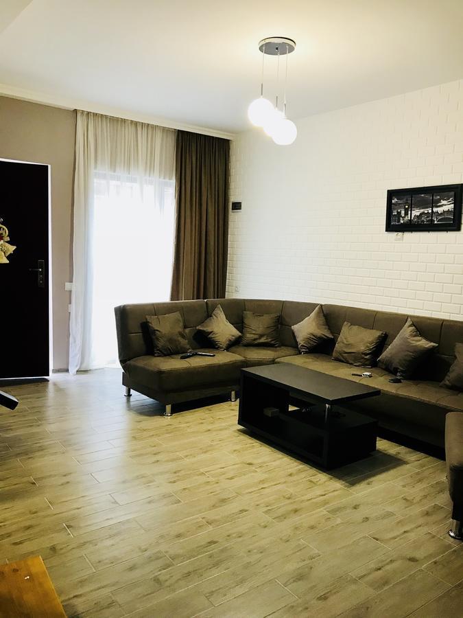 Borjomi Inn エクステリア 写真